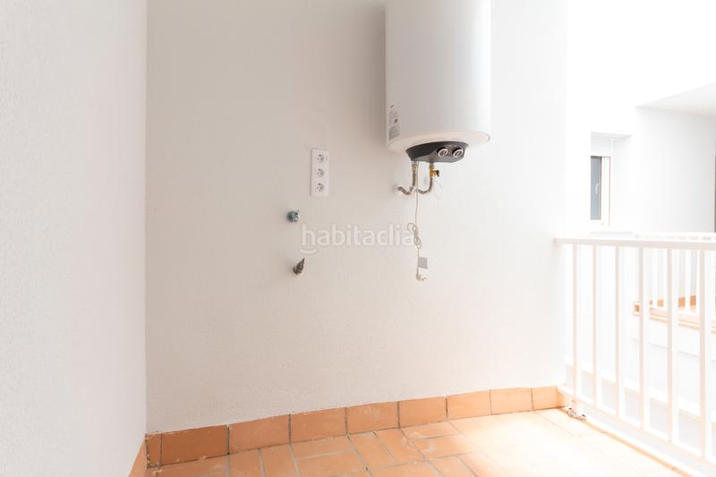 Foto a8d06484-1bd9-4e4d-bb69-e9c77fa68414. Piso precioso piso muy luminoso en inmejorable ubicación: consta de un salón-comedor, cocina-lavadero, 3 habitaciones, baño y terraza. en Sant Martí Sarroca