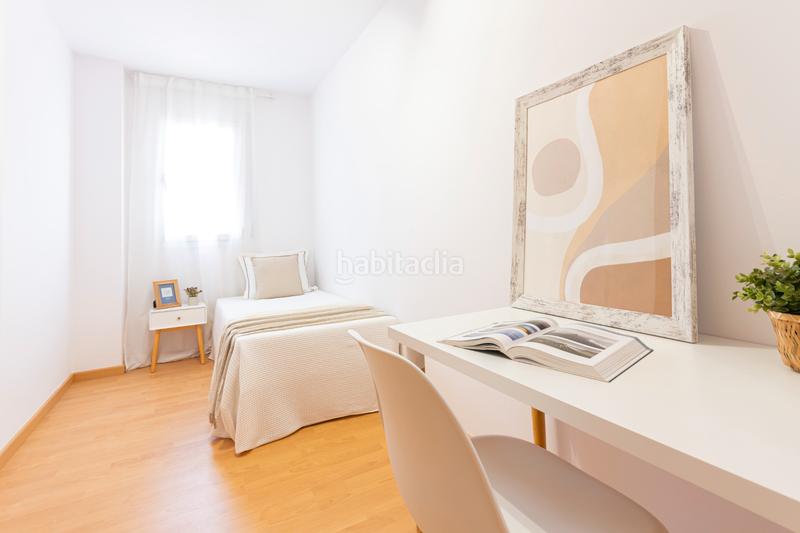 Foto b694555b-b424-4b0c-9a8b-2f809c5d7ff6. Piso precioso piso muy luminoso en inmejorable ubicación: consta de un salón-comedor, cocina-lavadero, 3 habitaciones, baño y terraza. en Sant Martí Sarroca