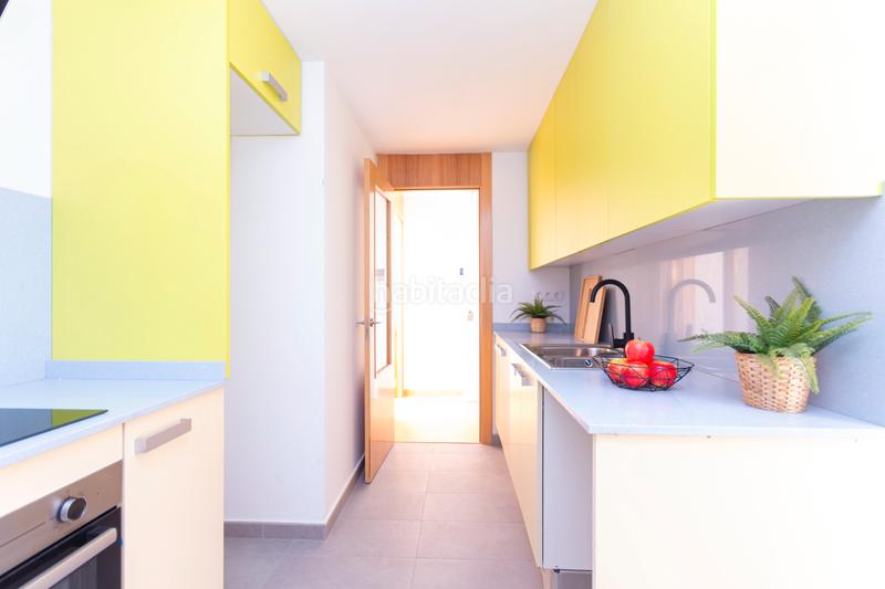 Foto e71ce67c-90b6-497e-9ea2-e5d79f4fce52. Piso precioso piso muy luminoso en inmejorable ubicación: consta de un salón-comedor, cocina-lavadero, 3 habitaciones, baño y terraza. en Sant Martí Sarroca