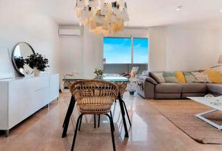 Duplex dans Carrer de miquel vives 5. Exclusivo duplex: saln-comedor, cocina, 4 habitaciones, 3 baos