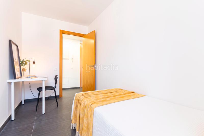 Foto aaf17d9d-549d-4573-b60e-c13231a0ad42. Piso en carrer de la sort 1a precioso piso con salón-comedor-cocina abierta, 2 habitaciones amplias y baño. en Navarcles