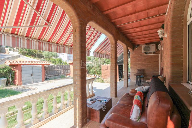 Foto 2959b945-4c5d-4413-b3f4-3ad5dd6354e4. Chalet en camí can sadurní 40 preciosa casa, muy luminosa y con muchas posibilidades. en Begues