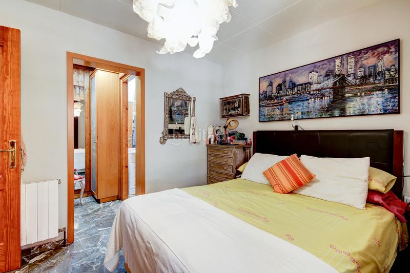Foto 77ac0bfe-a90f-4d6e-8bbc-87d38e775364. Chalet en camí can sadurní 40 preciosa casa, muy luminosa y con muchas posibilidades. en Begues