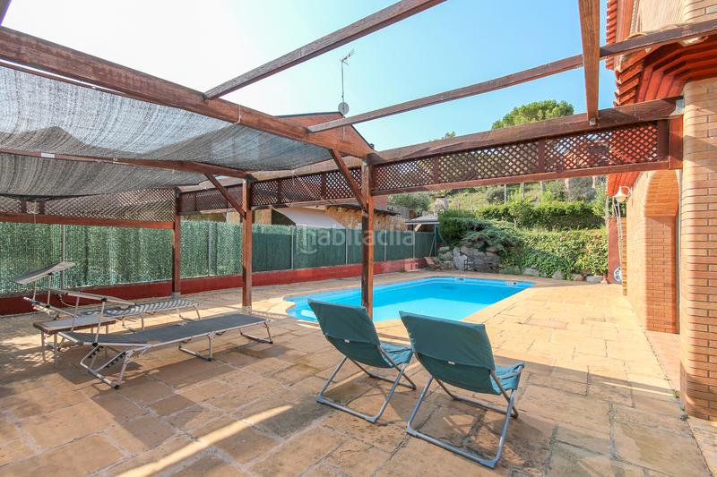 Foto d49a7ae1-ddb2-4c33-986a-92b2b260f27c. Chalet en camí can sadurní 40 preciosa casa, muy luminosa y con muchas posibilidades. en Begues