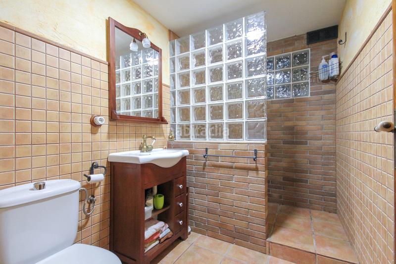 Foto fb833753-71be-4cd1-b2a6-5ad3625f2673. Chalet en camí can sadurní 40 preciosa casa, muy luminosa y con muchas posibilidades. en Begues