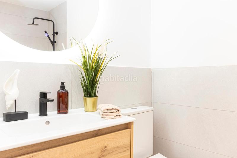 Foto a42696b0-ae80-4bee-ae63-99b1e7488b58. Piso precioso piso en inmejorable ubicación: vivienda esquinera con mucha luz: salón-comedor-cocina, 3 habitaciones, 2 baños, terraza.. en Terrassa