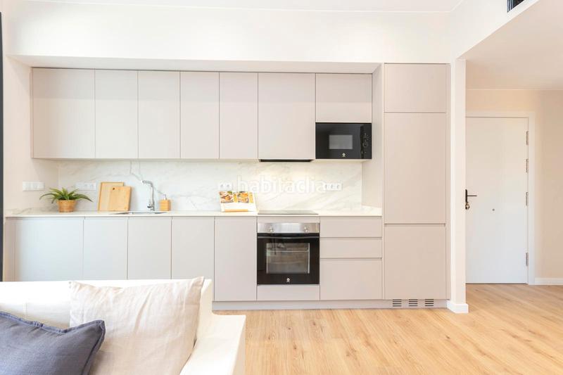 Foto f1f9b0b7-baa2-4a94-bcfc-59d46456ac84. Piso precioso piso en inmejorable ubicación: vivienda esquinera con mucha luz: salón-comedor-cocina, 3 habitaciones, 2 baños, terraza.. en Terrassa
