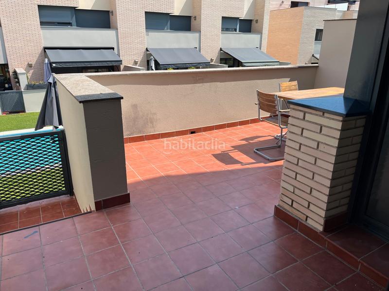 Foto 31d44d78-4ada-4299-9372-455b3da01133. Casa adosada en carrer de la gardènia 13 preciosa casa, muy luminosa: salón-comedor, cocina, 5 habitaciones, 4 baños, terrazas, pk y z.comunitaria con piscina en Torredembarra