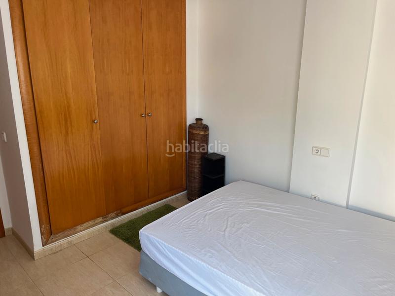 Foto ee23f1cd-f84d-4fc4-8598-78010b912c5e. Casa adosada en carrer de la gardènia 13 preciosa casa, muy luminosa: salón-comedor, cocina, 5 habitaciones, 4 baños, terrazas, pk y z.comunitaria con piscina en Torredembarra