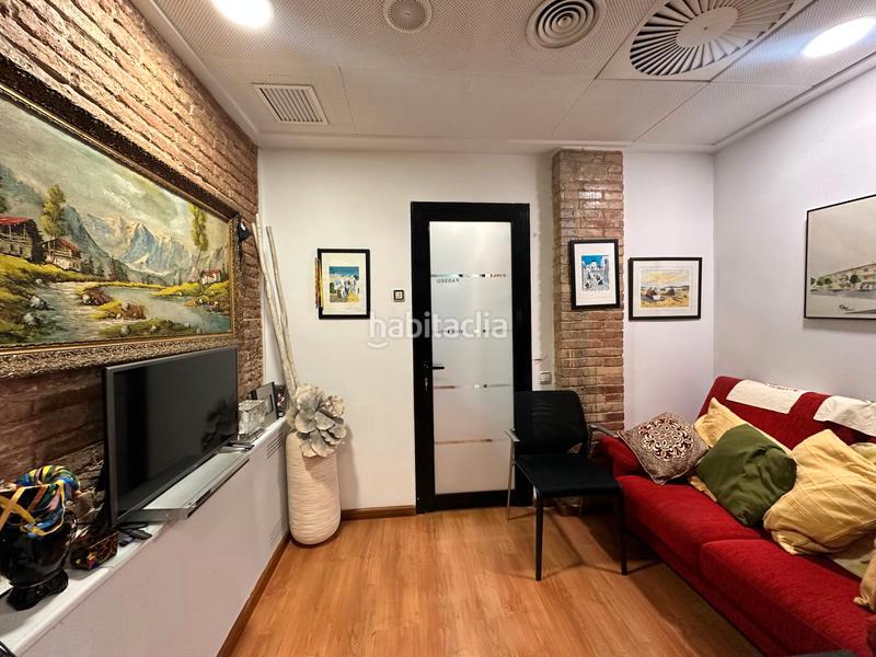 Foto d805949d-32c0-4568-9a3d-9d47bd921f29. Local commercial dans carrer de bacardí 3 dans Sants-Badal Barcelona