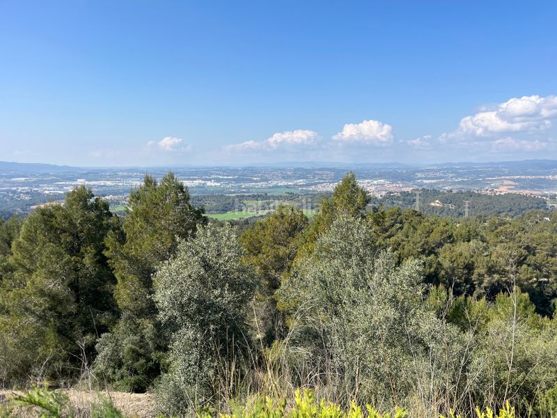 Foto 802aa97d-43ef-42d2-88e2-76c2c7ef9eac. Casa aparellada amb calefacció aparcament a Ullastrell