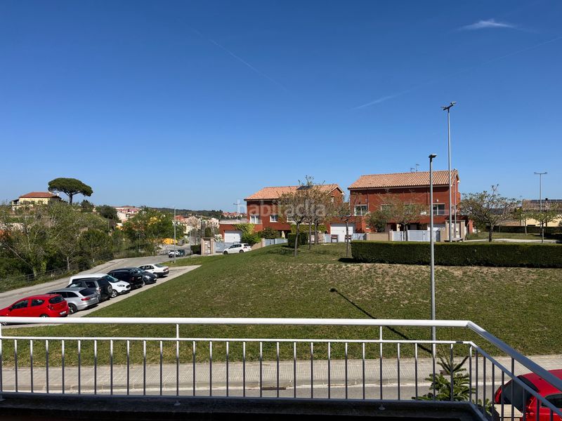 Foto 81c266e1-9120-4fdb-854b-d422d32c9e0b. Casa aparellada amb calefacció aparcament a Ullastrell