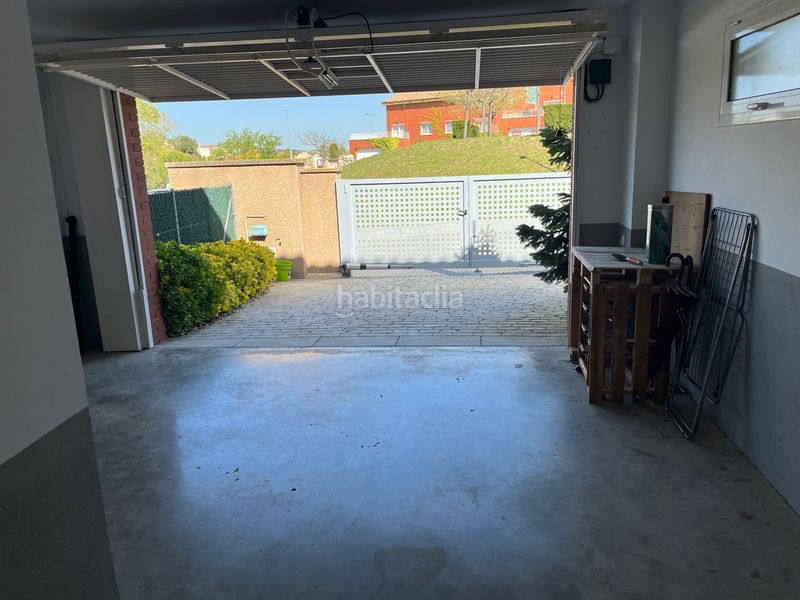 Foto a26a9dda-97ed-47e8-8ef2-07965007288b. Casa aparellada amb calefacció aparcament a Ullastrell