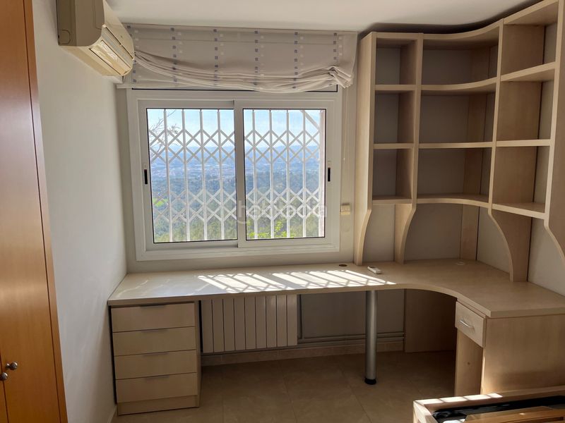 Foto aa8433b7-1511-4d04-91f6-55964afd5d12. Casa aparellada amb calefacció aparcament a Ullastrell