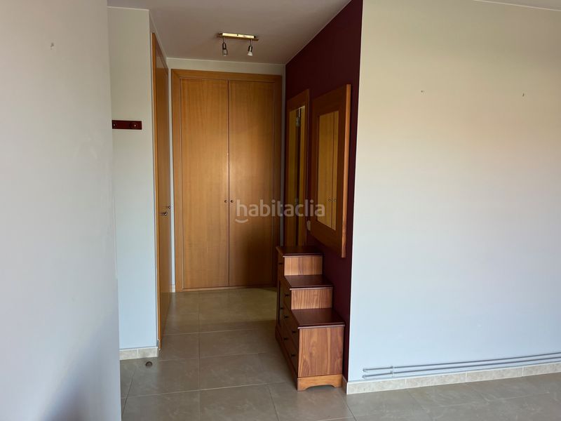 Foto b6467bd5-2305-445d-b068-902d17b94101. Casa aparellada amb calefacció aparcament a Ullastrell