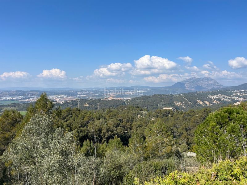 Foto bcfbc700-6402-4a74-8b8d-f0151205c473. Casa aparellada amb calefacció aparcament a Ullastrell