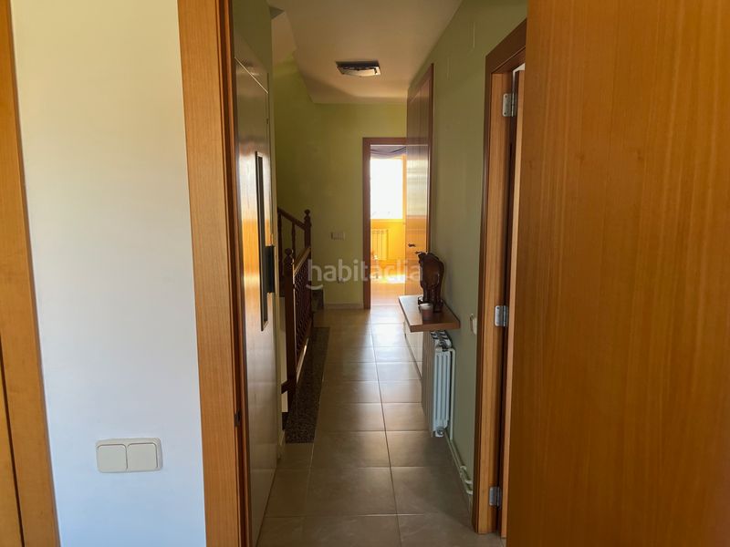 Foto db6fad15-1ef8-4d29-a844-3bf10f59db16. Casa aparellada amb calefacció aparcament a Ullastrell