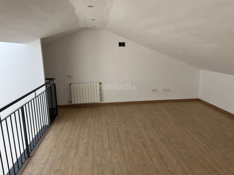 Foto 0bd1a830-74d9-4252-883f-b044c2fa6ed0. Xalet amb calefacció aparcament a Moià