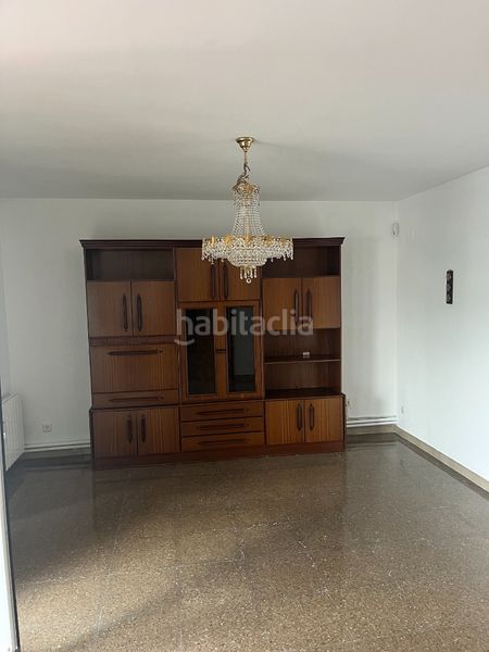 Foto 1e08d4bb-3d28-49d2-808a-5539ba6db952. Alquiler casa en carrer de sant pau 8 preciosa casa muy bien ubicada con posibilidad de entregar vacía y/o amueblada. en Castellar del Vallès
