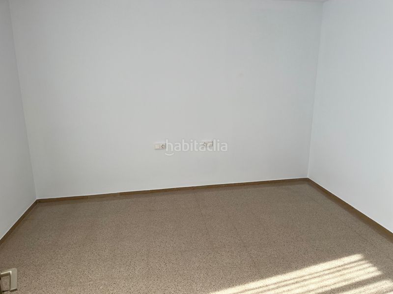 Foto ccab264a-640c-4a60-a938-2e09b774997b. Alquiler casa en carrer de sant pau 8 preciosa casa muy bien ubicada con posibilidad de entregar vacía y/o amueblada. en Castellar del Vallès