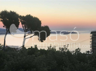 Xalet a Torre Valentina-Mas Vilar de La Mutxada-Treumal. Casa a reformar con vistas al mar en torre valentina