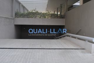 Lloguer Aparcament cotxe  General manso. Parking en alquiler