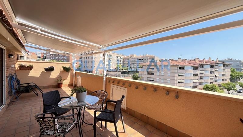 Foto 17b692d1-f284-4d6e-a627-27359b5be748. Zweistöckige wohnung mit heizung parking in Roses-Castellbell Sant Feliu de Llobregat