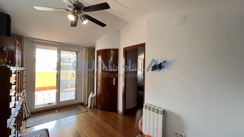 Foto 6091b67f-b78e-49a4-a5ab-3f84f66c0cb1. Zweistöckige wohnung mit heizung parking in Roses-Castellbell Sant Feliu de Llobregat