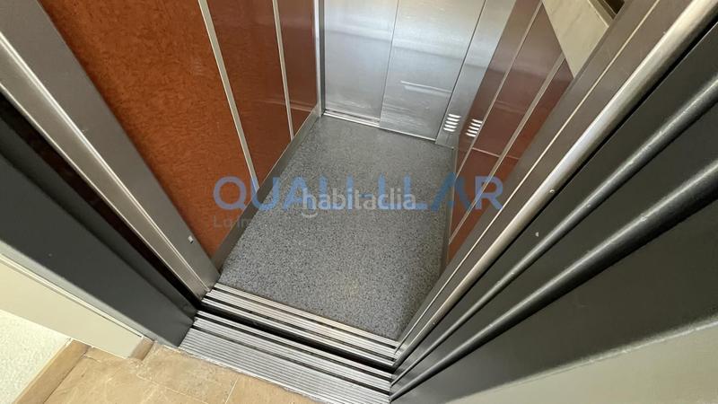 Foto 66ad9c80-e7dc-445f-b558-05bfef81ed15. Zweistöckige wohnung mit heizung parking in Roses-Castellbell Sant Feliu de Llobregat