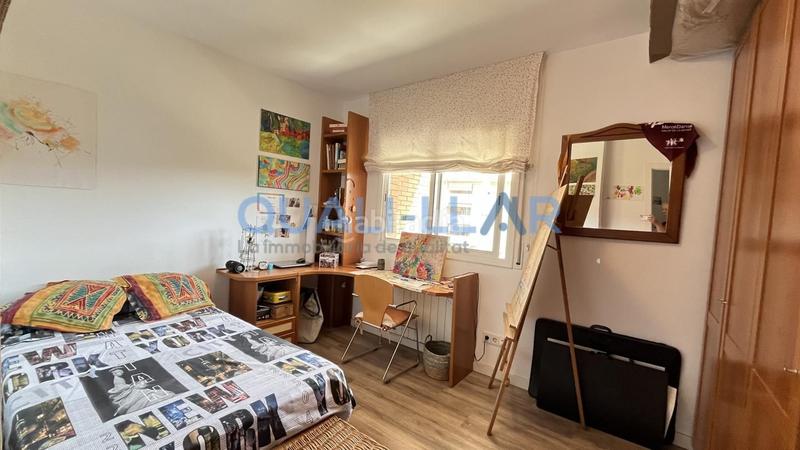 Foto 69606eef-1fa9-4936-8790-cdaac635f629. Zweistöckige wohnung mit heizung parking in Roses-Castellbell Sant Feliu de Llobregat