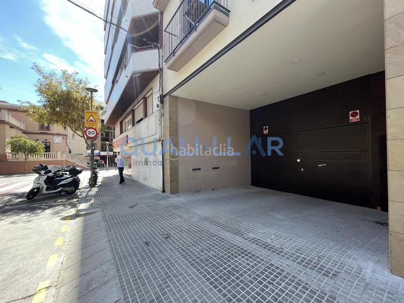 Foto 171273d4-b566-4442-a167-0e01a4a8fccc. Alquiler parking coche plaza de parking en alquiler en Sant Feliu de Llobregat