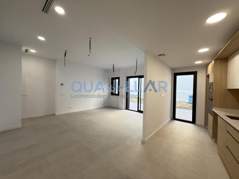 Foto 39873419-6e5b-4544-a5ae-8265548b9c1a. Piano terra con riscaldamento in Roses-Castellbell Sant Feliu de Llobregat