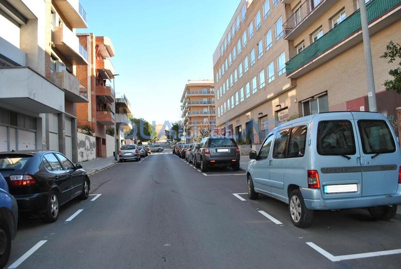 Foto 8173ee1c-d6c2-4750-8e5d-8f9cf5a30915. Piano terra con riscaldamento in Roses-Castellbell Sant Feliu de Llobregat