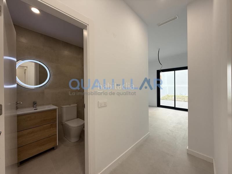 Foto e293fb7a-1fa5-40f5-b73b-ffe21ea003e1. Piano terra con riscaldamento in Roses-Castellbell Sant Feliu de Llobregat