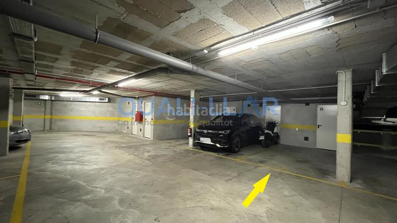 Foto 1fa83d43-46c5-4cfa-8b3f-56a26fc89322. Alquiler parking coche plaza de parking y trastero en alquiler en Sant Feliu de Llobregat
