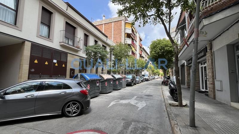 Foto 7da7ec25-84e5-4b6c-9563-f5541c1cf47e. Alquiler parking coche plaza de parking y trastero en alquiler en Sant Feliu de Llobregat