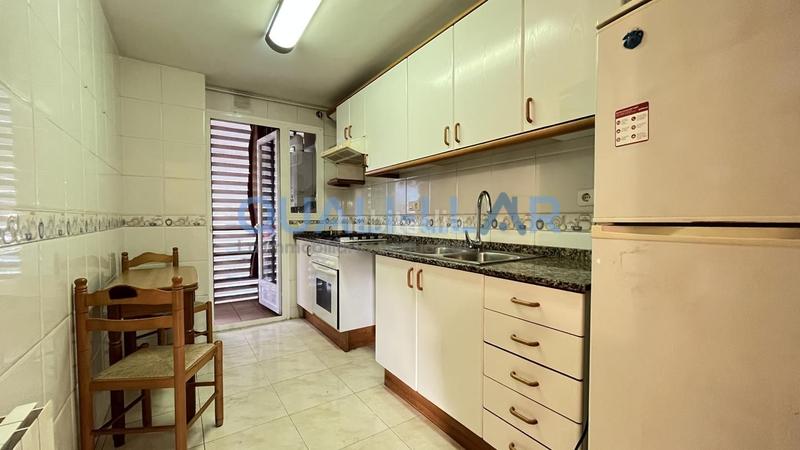 Foto f6fae0b0-5abf-4652-bea3-401997230a5c. Piso  con parking en Molins de Rei