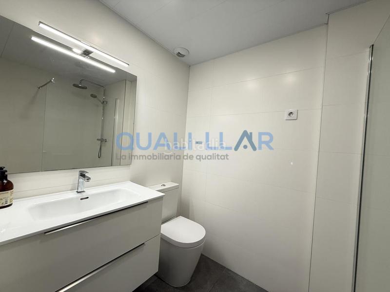 Foto 0d5ebb49-20e5-4435-ba8a-01703d30dc2a. Dúplex amb calefacció aparcament piscina a Centre-Can Nadal Sant Feliu de Llobregat