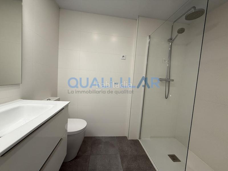 Foto 733191a9-90d4-4073-a85a-6ce5edfc050b. Dúplex amb calefacció aparcament piscina a Centre-Can Nadal Sant Feliu de Llobregat