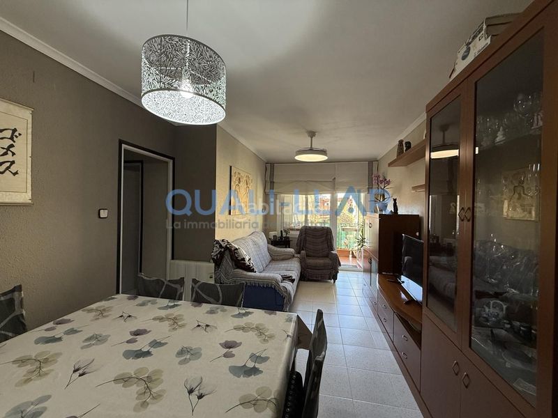 Foto cf2c8ae4-8970-4b19-bc96-7a059ab3cfbe. Pis amb calefacció a Can Vidalet Esplugues de Llobregat