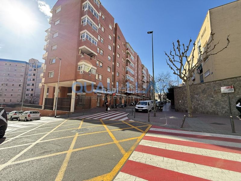 Foto f1c23892-8dc5-4d25-8df1-ce068fa082d8. Pis amb calefacció a Can Vidalet Esplugues de Llobregat