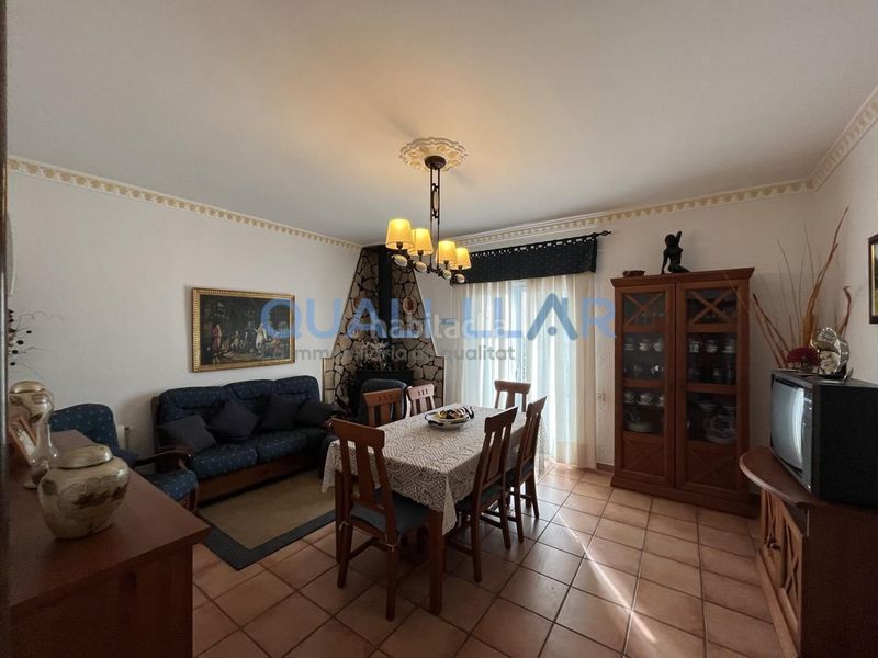 Foto a55cba92-6e7f-4ade-910e-03feb6b8de7f. Casa amb calefacció aparcament a Cervelló