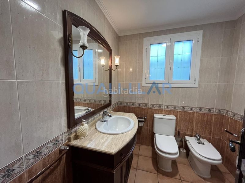 Foto ad6c49c3-dc18-44e3-9b2d-e0a4b0e7dba5. Casa amb calefacció aparcament a Cervelló