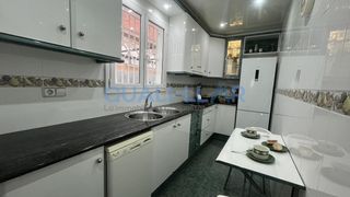 Maison  Centro. Casa junto plaza de la vila