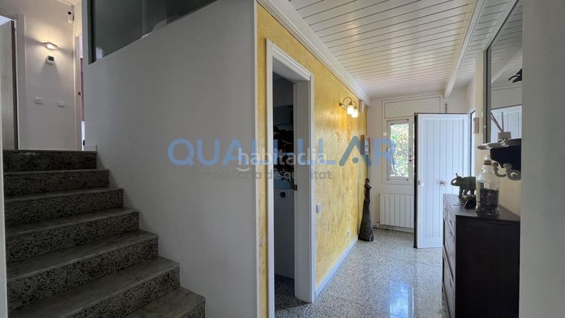 Foto a5cbe3be-a28b-4ef9-976d-8f88e821cc5e. Casa amb calefacció aparcament piscina a Corbera de Llobregat