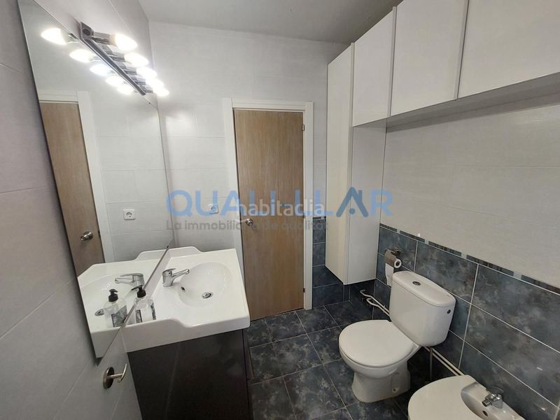Foto b4736309-9a53-455d-93c3-b3c04ab860a2. Casa amb calefacció aparcament piscina a Corbera de Llobregat
