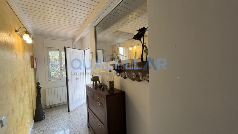 Foto ddddfc33-2f35-4408-ac8f-b0b64b38218f. Casa amb calefacció aparcament piscina a Corbera de Llobregat