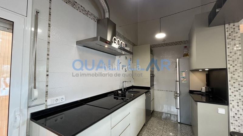 Foto e19a9e73-2423-4e4b-946f-f9e3cbbca2c4. Casa amb calefacció aparcament piscina a Corbera de Llobregat