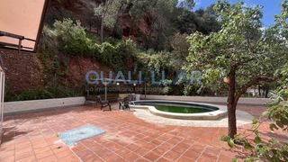 Casa  Cam� del pessebre. Chalet independiente a cuatro vientos con piscina