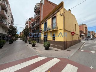 Lloguer Local Comercial  De baltasar d'espanya. Local en alquiler en sant joan despí, zona centre